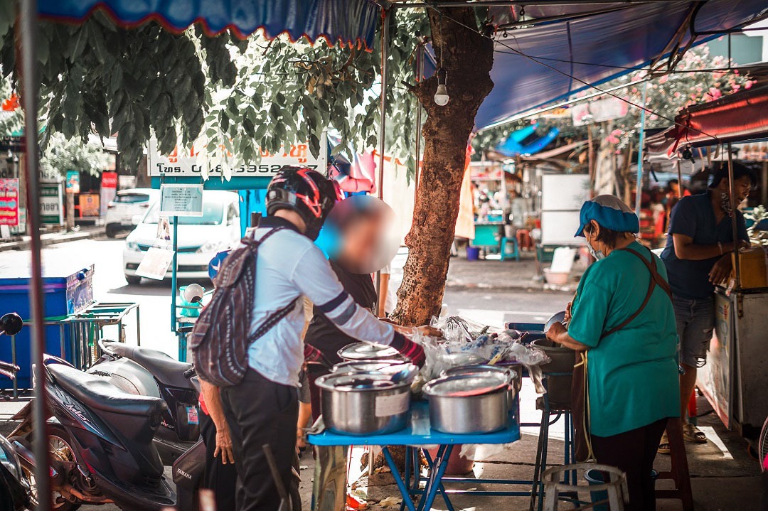 ร้านยายตุ่น อาหารอีสานริมทาง ณ อุบลราชธานี