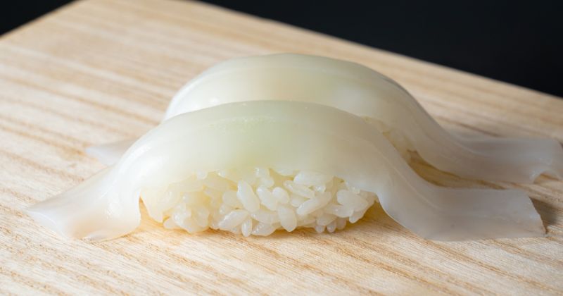 อิกะซูชิ (Ika Sushi)