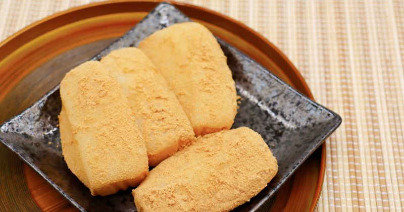 อาหารว่างญี่ปุ่น (ขนมญี่ปุ่น) Kinako mochi