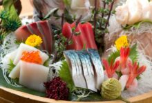 ซาซิมิ (Sashimi): ทำความเข้าใจกับรสชาติและเทคนิคการกิน