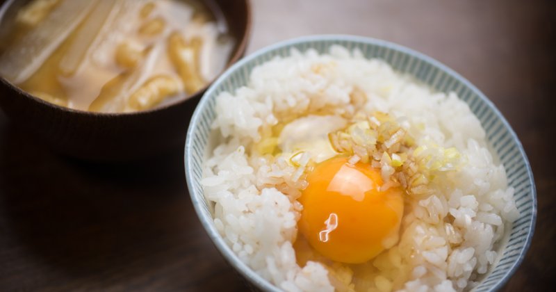 ทามาโงกาเกโงฮัง (Tamago Kake Gohan)