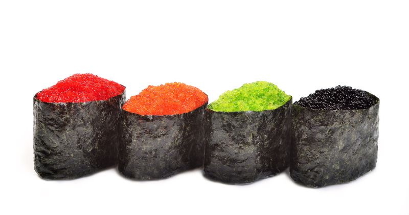 โทบิโกะ กุนกัน มากิ (Tobiko Gunkan Maki)